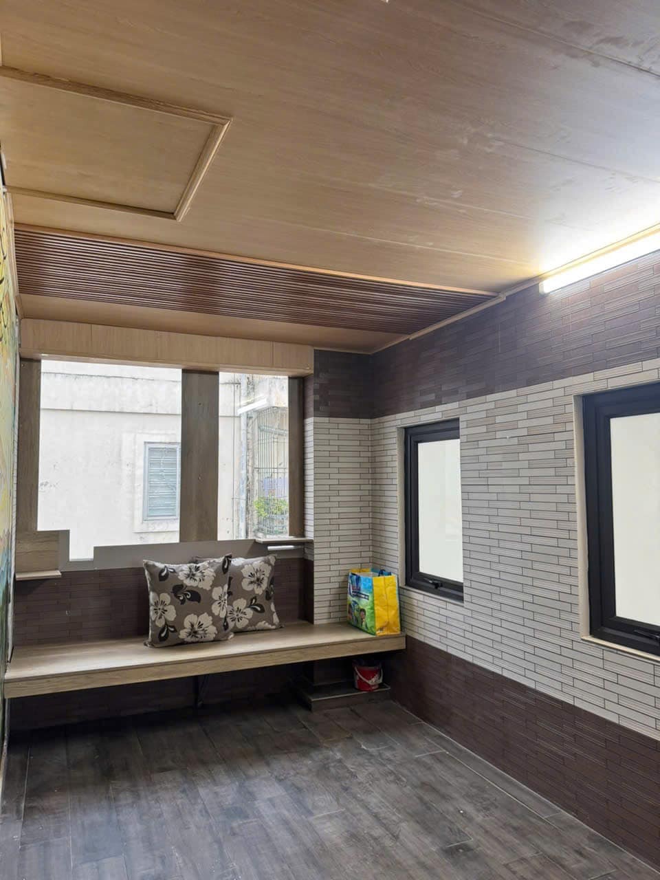Bán nhà phân lô Văn La, 55m², 5 tầng, MT 5.6m, 15.5 tỷ - Vị trí đẹp, tiện ích KĐT Văn Phú