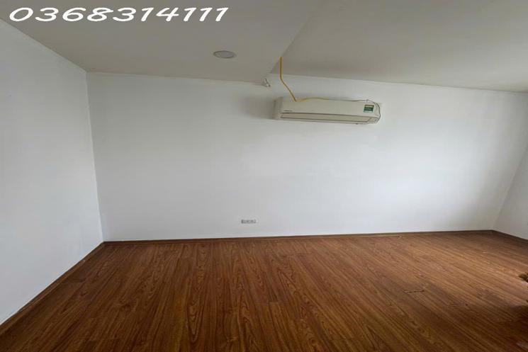 Mình là chính chủ căn hộ số 02 tầng 2x tại tòa 27a3 Chung cư GreenStar - 234 Phạm Văn Đồng