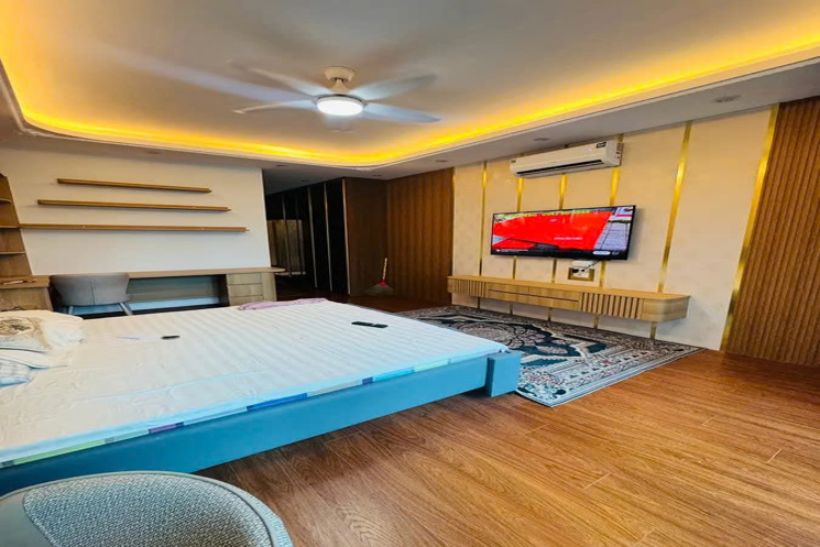 NHÀ MỚI XÂY ĐỘC LẬP 2 THOÁNG Ô TÔ VÀO NHÀ Ngọc Thụy 48m2 X 7 tầng X 13.05 tỷ Long Biên