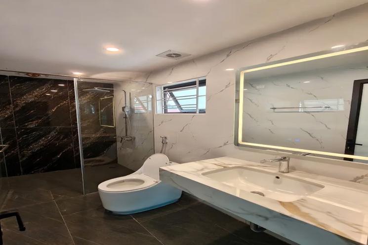 NHÀ ĐẸP Ô TÔ VÀO NHÀ TRUNG TÂM Phố Cổ Linh 45m2 X 6 tầng X 13.2 tỷ Long Biên Hà Nội