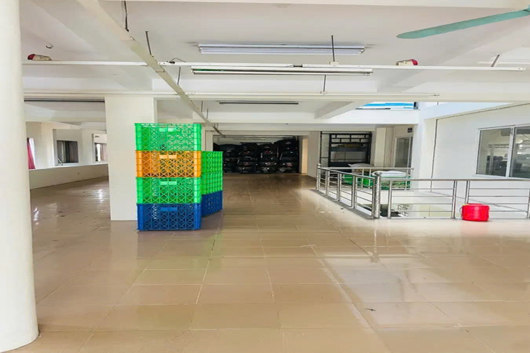 NHÀ MỚI MẶT NGÕ THÔNG Ô TÔ CHÁNH KINH DOANH PHỐ Ngọc Thụy 300m2 X 7 Tầng X 48 tỷ Long Biên