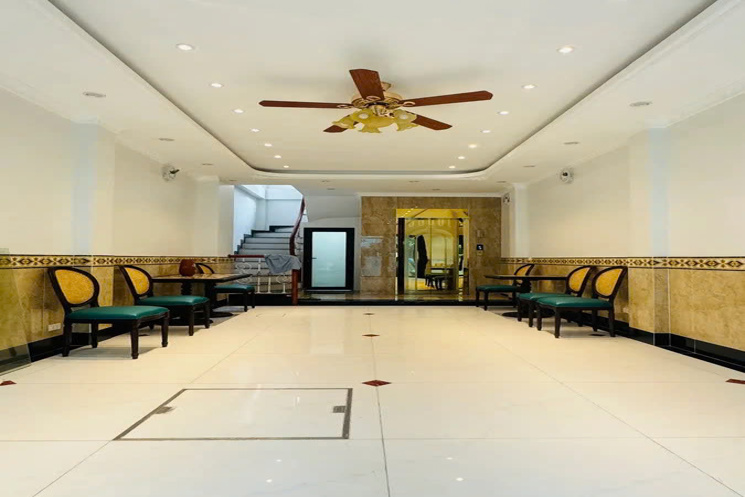 NHÀ MỚI XÂY ĐỘC LẬP 2 THOÁNG Ô TÔ VÀO NHÀ Ngọc Thụy 48m2 X 7 tầng X 13.05 tỷ Long Biên