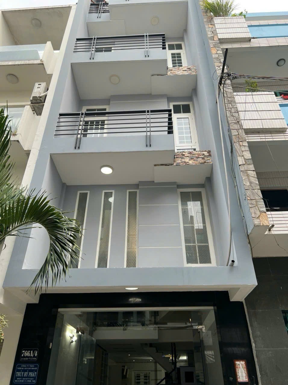 Bán nhà đẹp Tân Bình - Hẻm Lạc Long Quân, 4 tỷ TL - Vị trí đắc địa, tiện ích đầy đủ