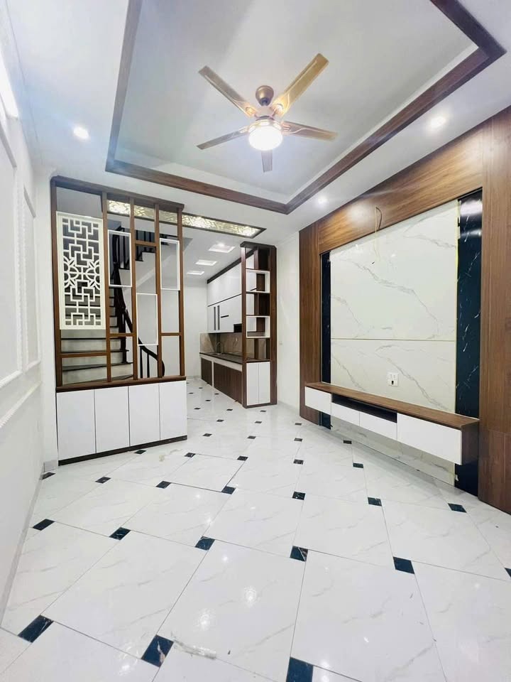 Nhà Khương Đình 5 Tầng - Full Nội Thất - Giá 8.05 Tỷ