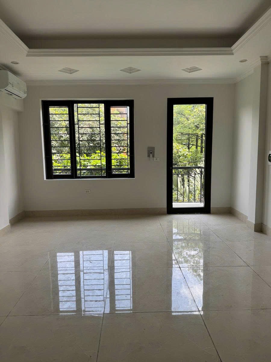 Bán Gấp Nhà 5 Tầng Khương Đình, Vị Trí Đắc Địa - 7 Tỷ