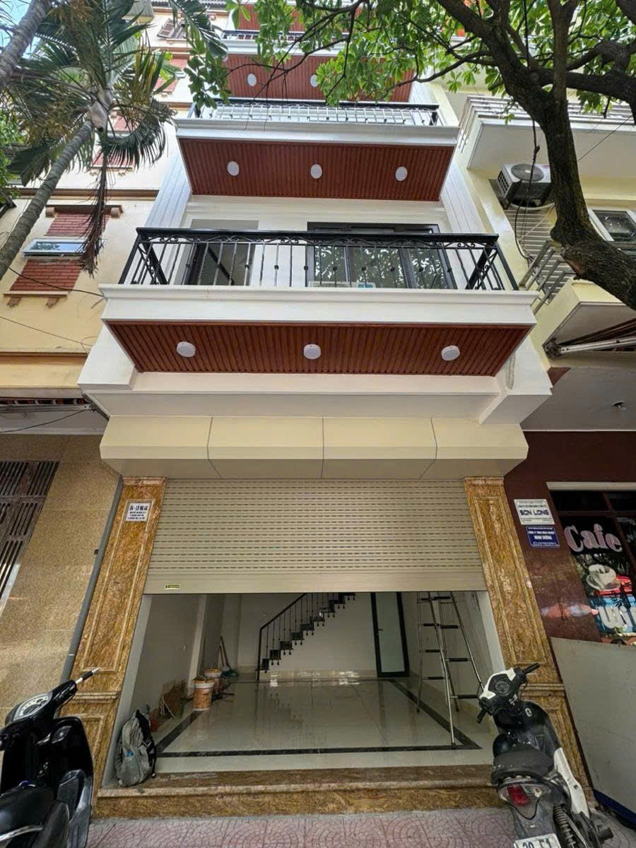Bán Gấp Nhà 5 Tầng Khương Đình, Vị Trí Đắc Địa - 7 Tỷ