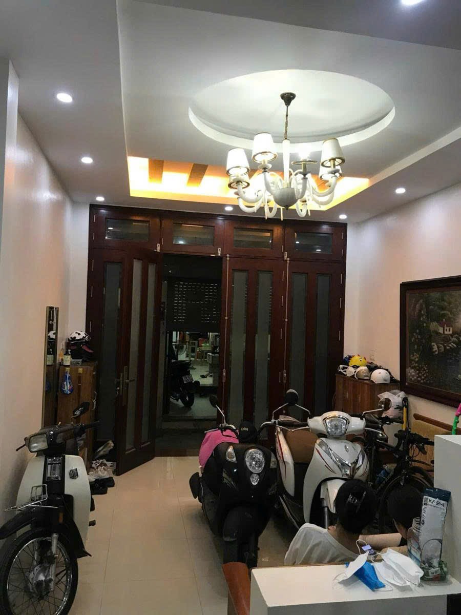 Nhà Khương Đình Cao Cấp: 41m2, 4 Tầng, Vị Trí Đẹp, Giá Tốt