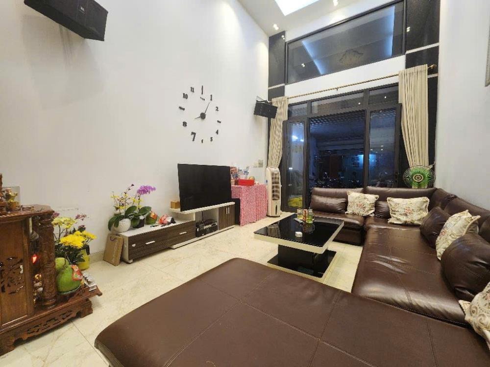 Bán Nhà 97.7m² - 5PN - Giá 14.5 Tỷ - Khu Nam Long Q7 - Pháp Lý Chuẩn