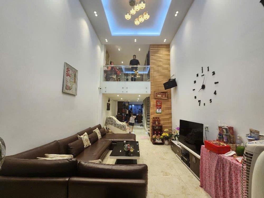 Bán Nhà 97.7m² - 5PN - Giá 14.5 Tỷ - Khu Nam Long Q7 - Pháp Lý Chuẩn