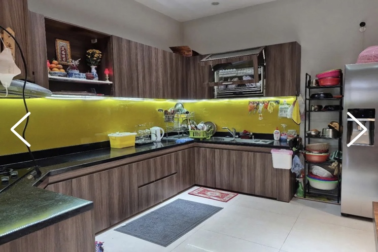 Nhà 3 tầng mặt tiền Thanh Lương 10 . DT:100m , ngang 5m