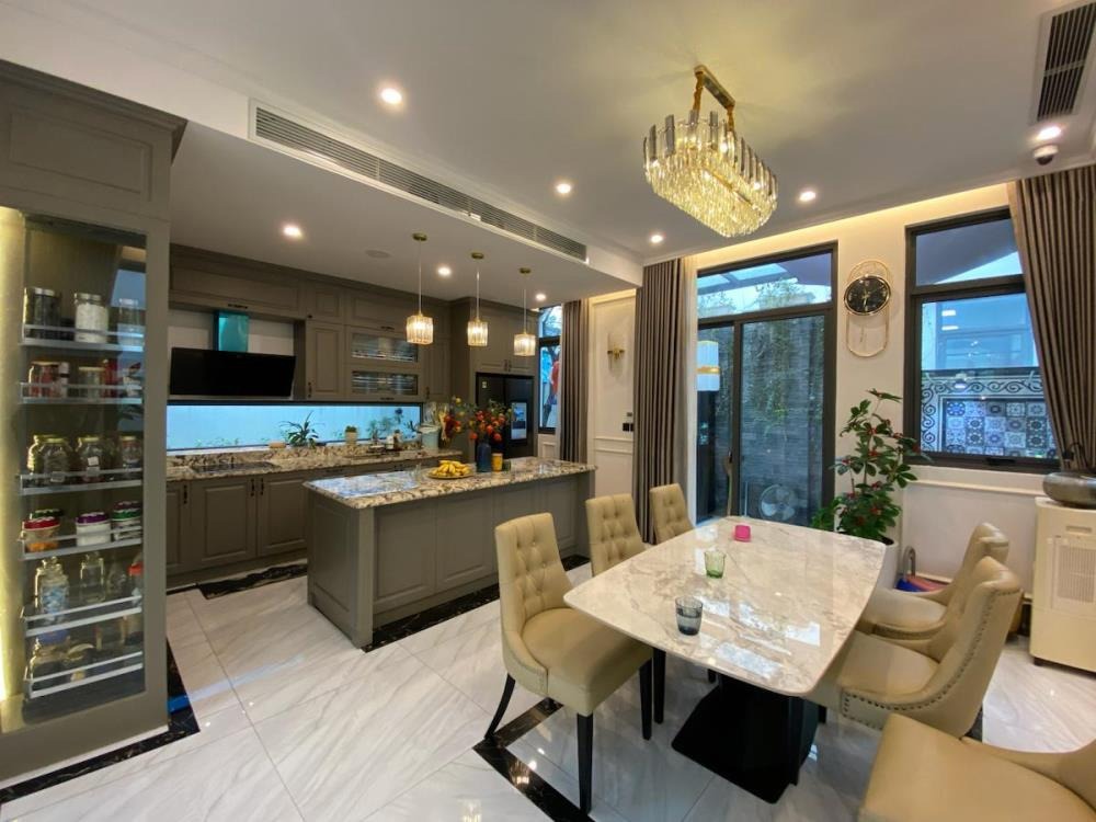 Biệt Thự Hiện Đại KĐT Dương Nội - Hà Đông: 226m2, Full Nội Thất, Vị Trí Trung Tâm