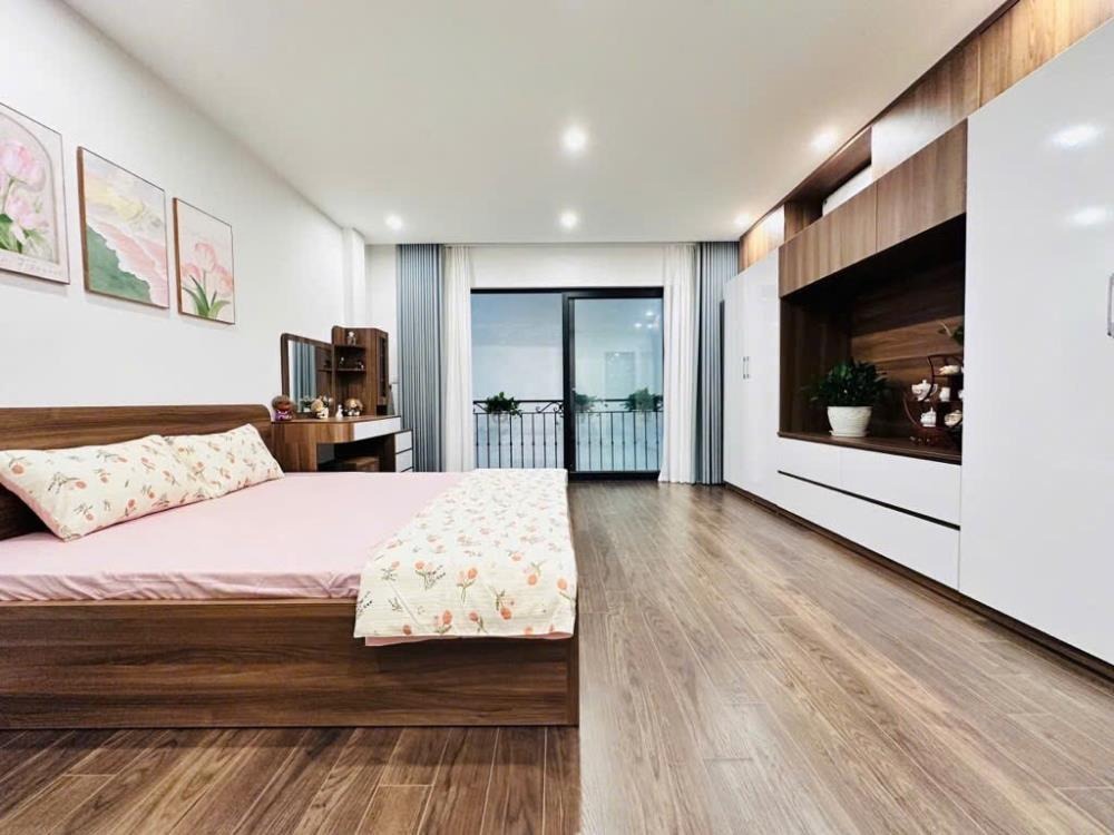 Siêu phẩm Lõi Ba Đình: Nhà 6 Tầng Thang Máy, Vị Trí Vàng, Full Nội Thất