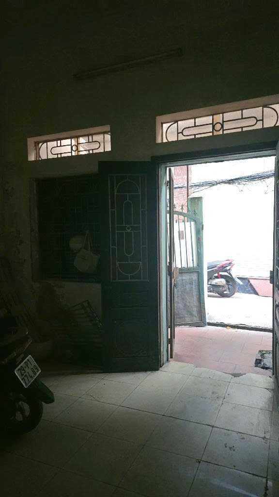 Bán Nhà Phố Hoàng Quốc Việt 65m² - Giá 6.5 Tỷ - Vị Trí Đắc Địa
