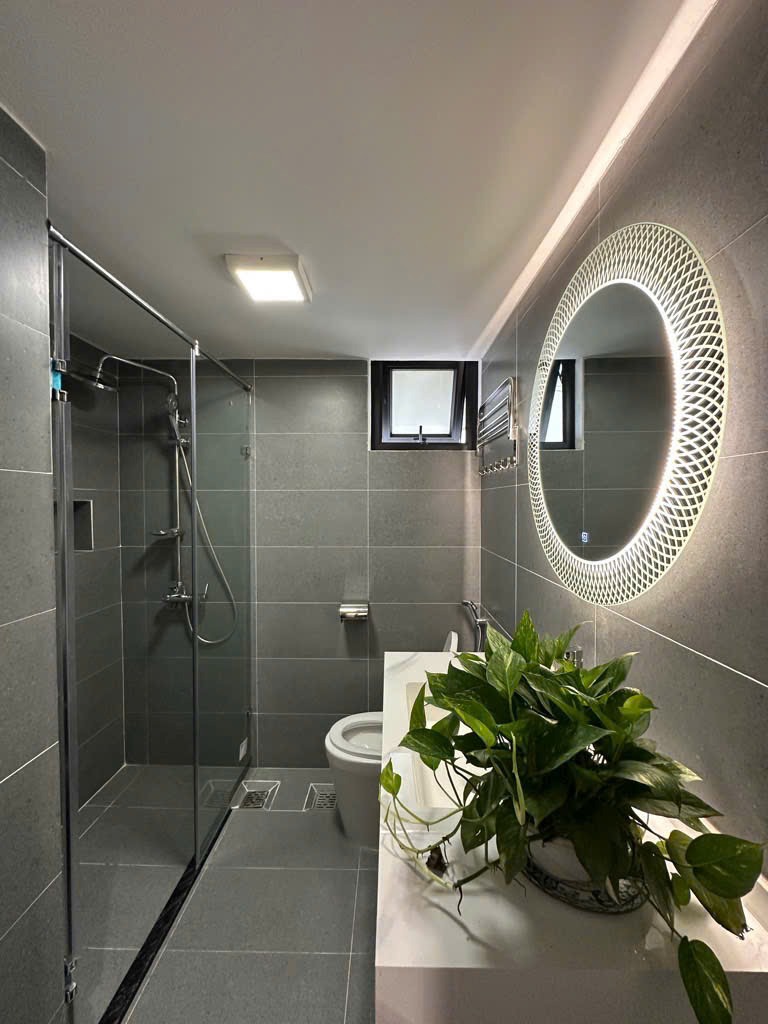 Bán nhà Trương Định giá 7.35 tỷ - Ô tô đỗ cổng, mặt tiền rộng, pháp lý rõ ràng