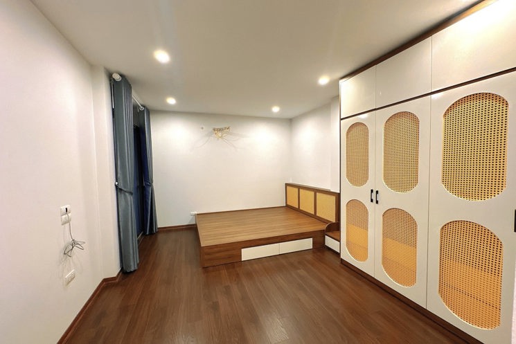 Thuỵ Khuê, Tây Hồ 30m2, MT 3.5m, 6T, Thang máy, chỉ 7.6 tỷ, ở ngay !!!