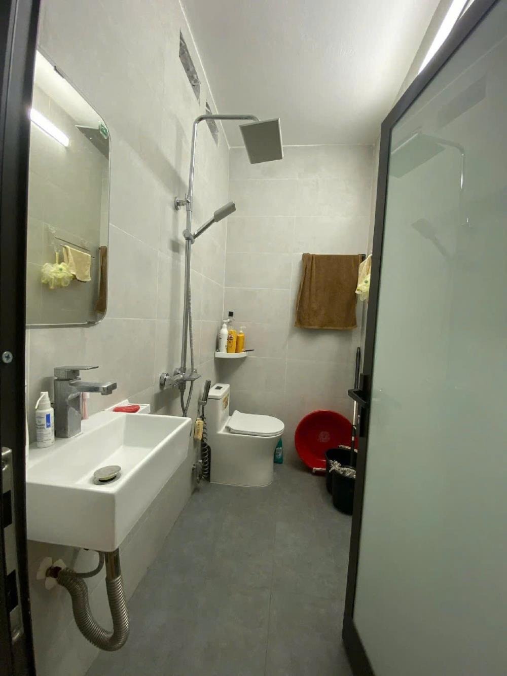 Bán Gấp Nhà Tập Thể Bắc Nghĩa Tân 42m2 - Ngõ Ô Tô - Giá 5.15 Tỷ
