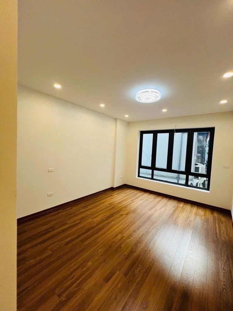 Bán nhà riêng gần Hồ Tây - Lô 4 căn đẹp, chất lượng, giá tốt