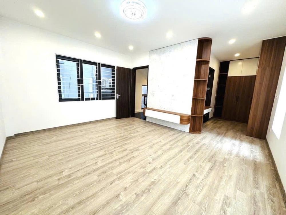 Bán nhà riêng gần Hồ Tây - Lô 4 căn đẹp, chất lượng, giá tốt