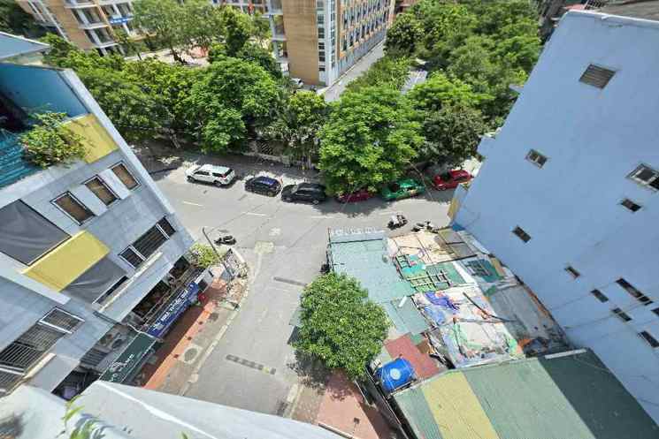 Siêu phẩm mặt phố Long Biên, 86m x 6 tầng, mặt tiền 10m, lô góc, 3 thoáng, thông sàn kinh doanh