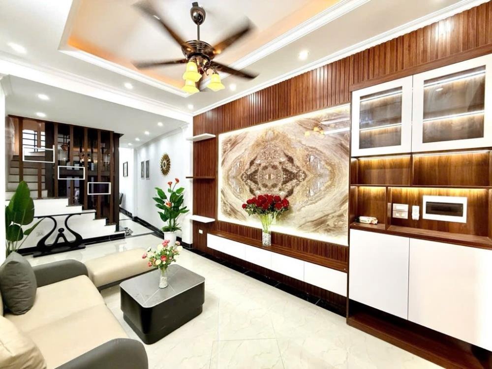 Nhà Phố Minh Khai 51m2, 5 Tầng, Thang Máy, Mặt Phố - Hơn 10 Tỷ