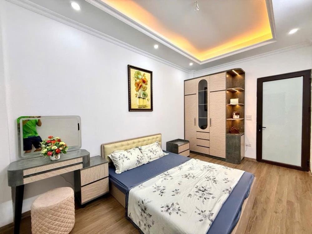 Nhà Phố Minh Khai 51m2, 5 Tầng, Thang Máy, Mặt Phố - Hơn 10 Tỷ
