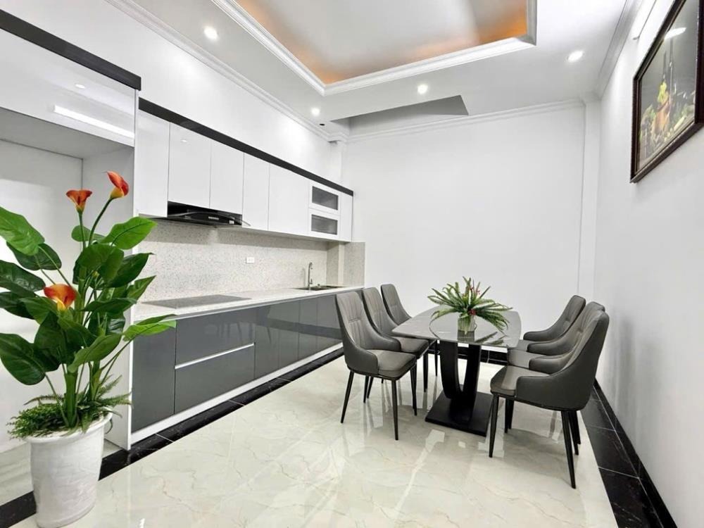 Nhà Phố Minh Khai 51m2, 5 Tầng, Thang Máy, Mặt Phố - Hơn 10 Tỷ