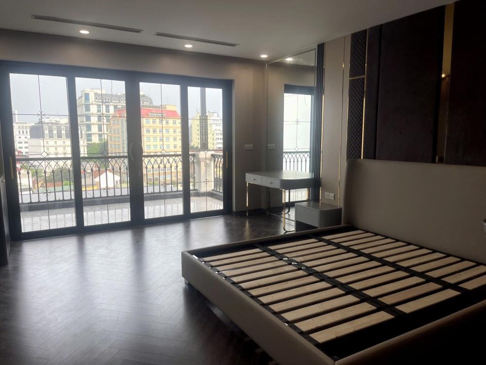 Chính chủ bán/cho thuê nhà phố 90m² mặt tiền Trần Quý Cáp, Hà Nội - Vị trí đắc địa, đa năng
