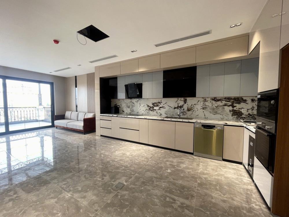 Chính chủ bán/cho thuê nhà phố 90m² mặt tiền Trần Quý Cáp, Hà Nội - Vị trí đắc địa, đa năng