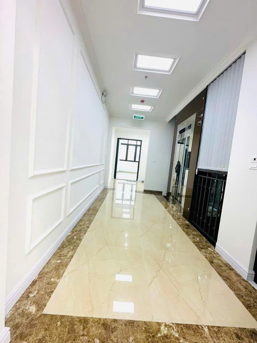 Nhà Mặt Phố Lê Duẩn - 5 Tầng - 54 Tỷ - Kinh Doanh Đỉnh Cao
