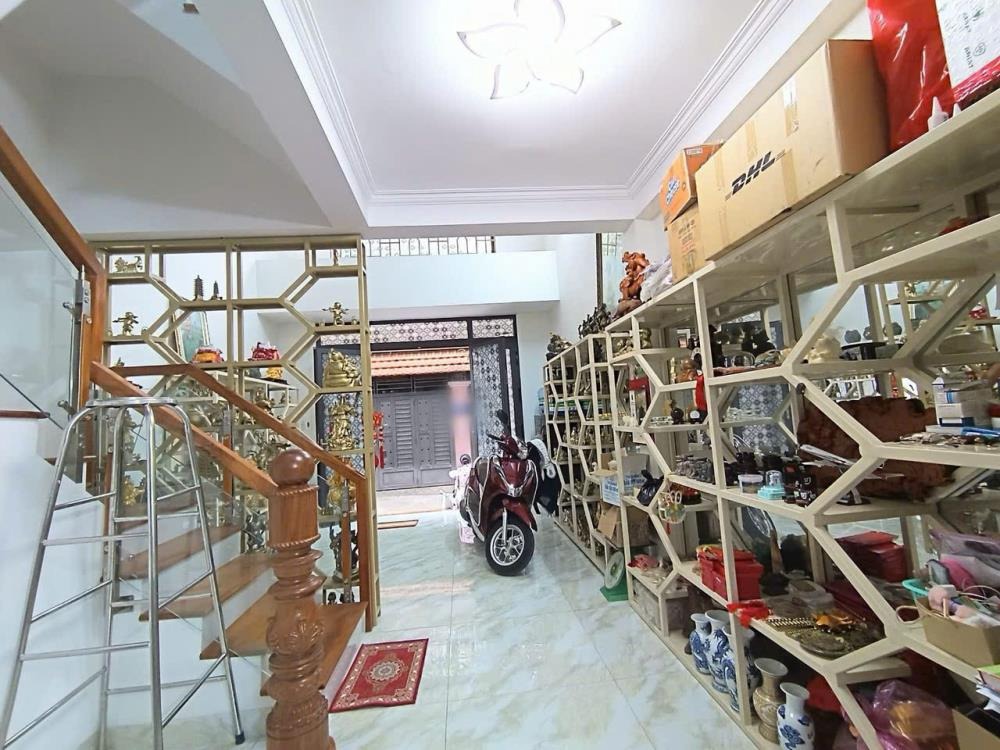Nhà Đẹp Hẻm Xe Hơi Gò Vấp - 4PN, Full Nội Thất - Giá 3 Tỷ TL
