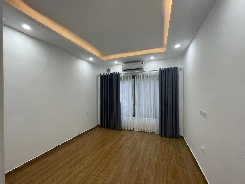 Nhà mới 5 tầng lô góc Thanh Xuân - Giá 7 tỷ (Sổ đỏ chính chủ)