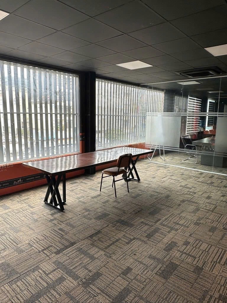 Cho Thuê Nhà Calmette, Quận 1 - 12x15m, Phù Hợp Kinh Doanh