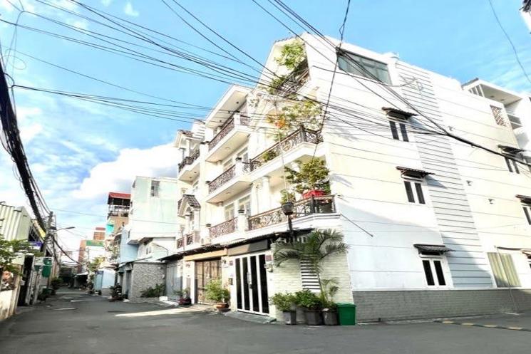 Bán nhà hẻm xe hơi, ô tô vào nhà Quang Trung, P8, Gò Vấp, 82M² , 4Pn, 8.2 tỷ TL