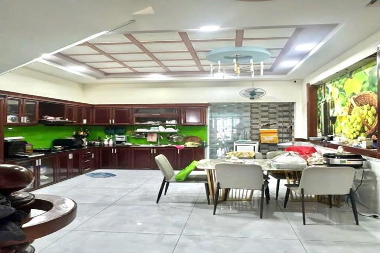 Bán nhà hẻm xe hơi, ô tô vào nhà Quang Trung, P8, Gò Vấp, 82M² , 4Pn, 8.2 tỷ TL