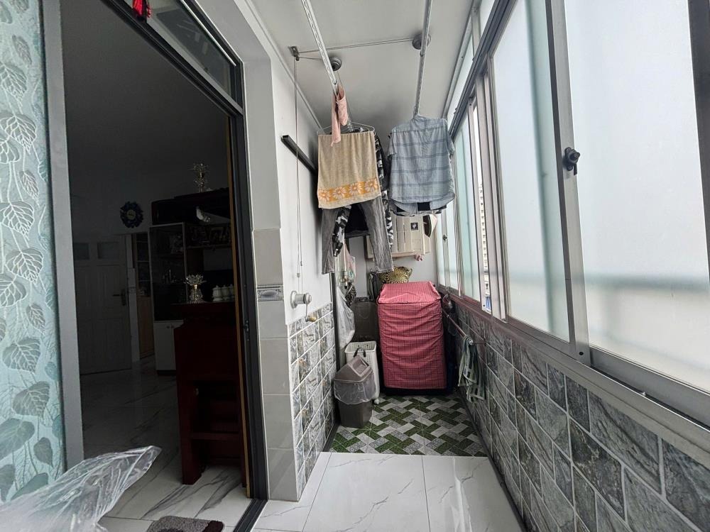 Bán Căn Góc Chung Cư Nguyễn Biểu Quận 5: Full Nội Thất, 2PN, Giá 2.85 Tỷ