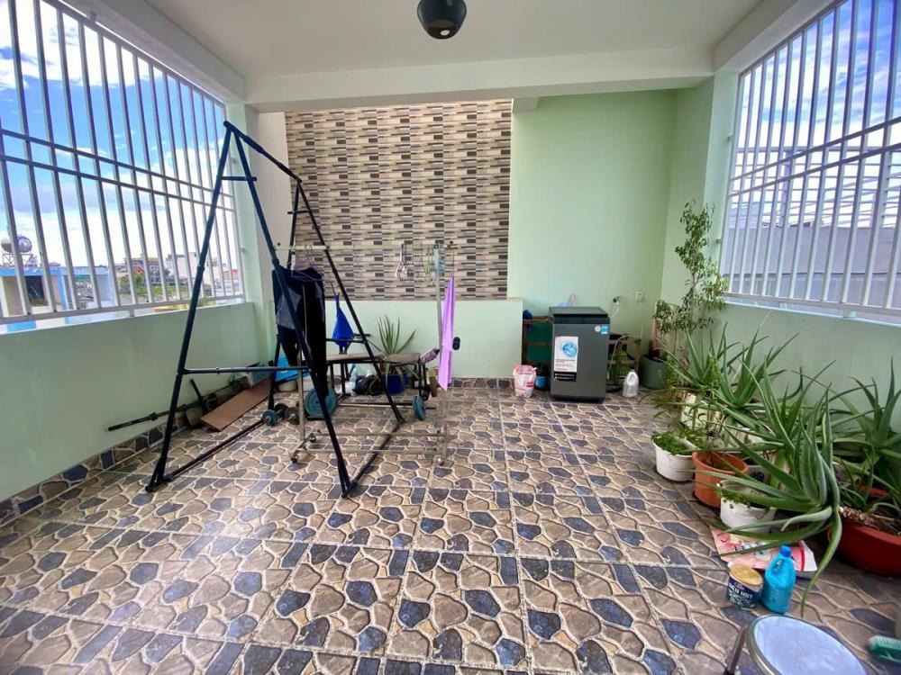 Nhà 4 Tầng, Hẻm 10m Nguyễn Hữu Tiến - 86m2, Giá Tốt