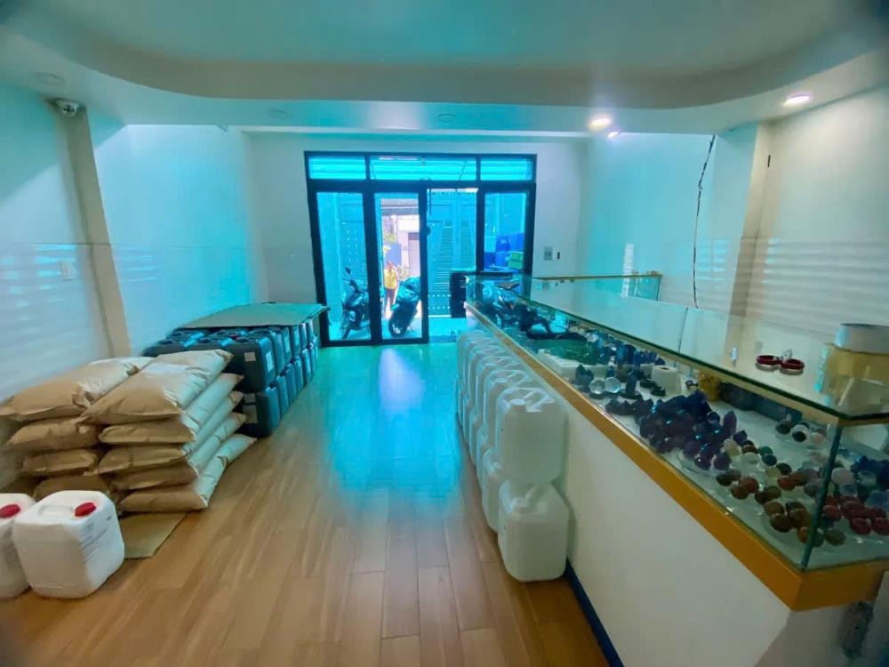 Nhà 4 Tầng, Hẻm 10m Nguyễn Hữu Tiến - 86m2, Giá Tốt
