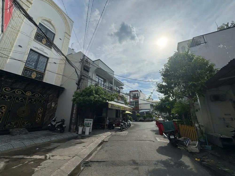 Biệt Thự Mini Tân Hương: 5PN, Hẻm 10m, Giá 7.75 Tỷ - Sở Hữu Ngay!