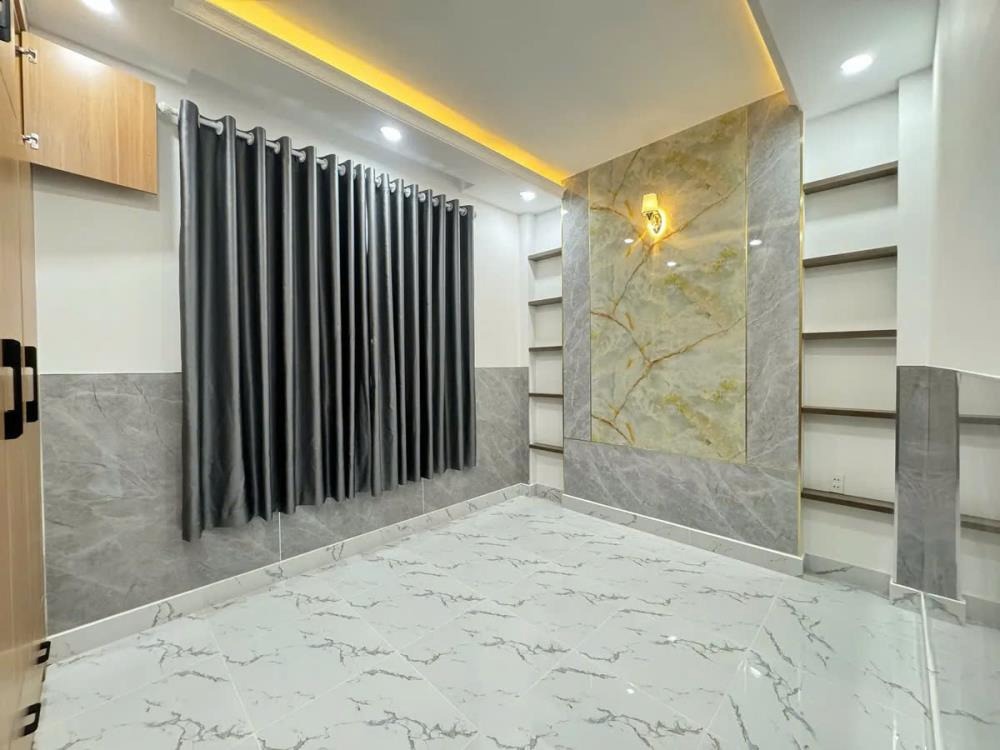 Biệt Thự Mini Tân Hương: 5PN, Hẻm 10m, Giá 7.75 Tỷ - Sở Hữu Ngay!