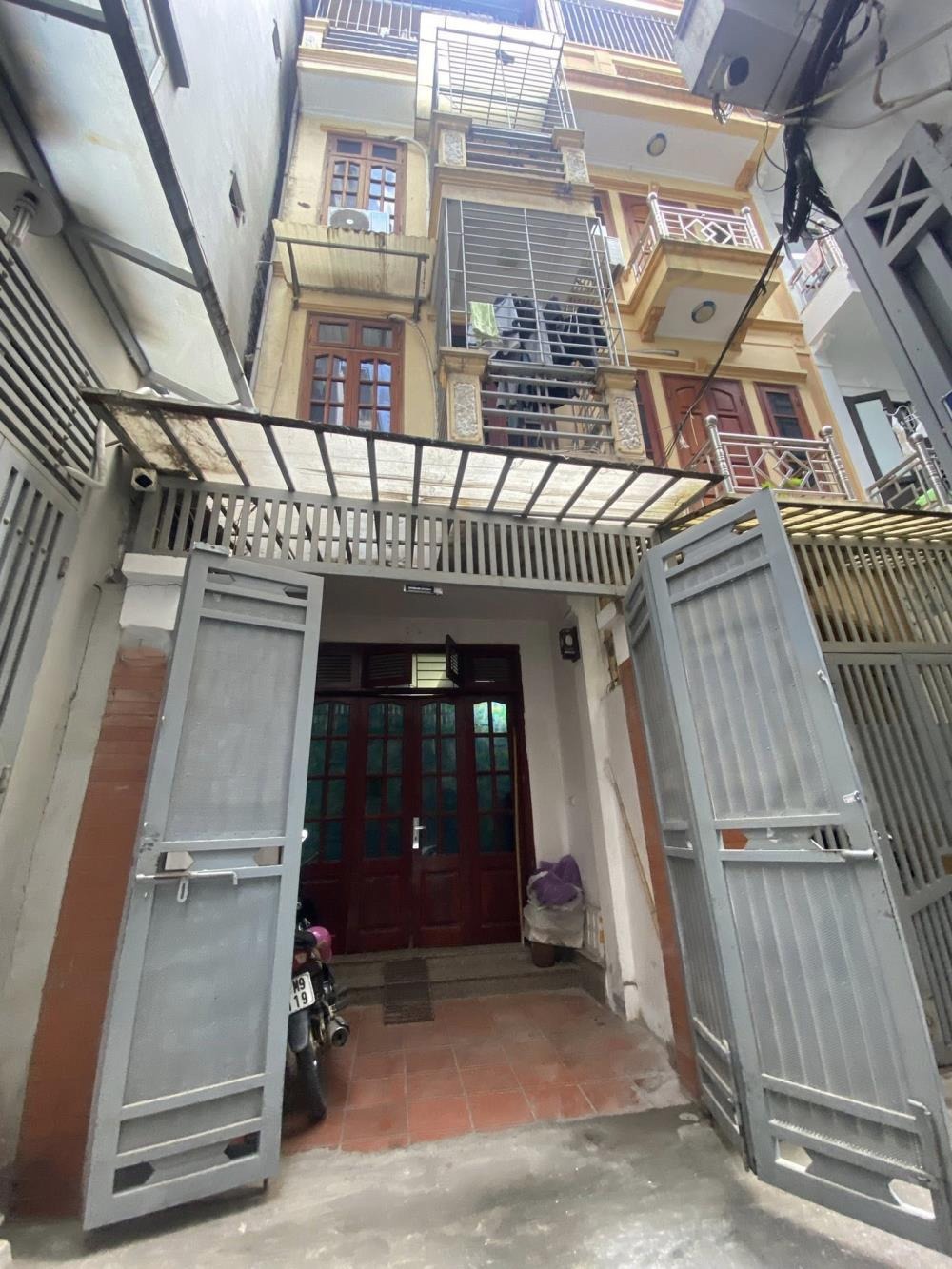 Bán nhà riêng Trần Quốc Vượng, Dịch Vọng Hậu - 52.6m², 4 tầng, 10.9 tỷ