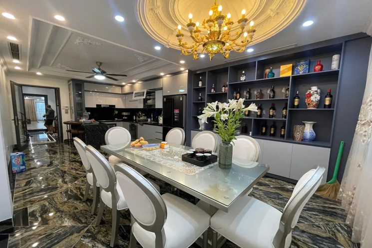 NHÀ MỚI MẶT PHỐ Ngô Gia Tự 92m2 X 7 Tầng mặt tiền 4m X 30 tỷ Long Biên