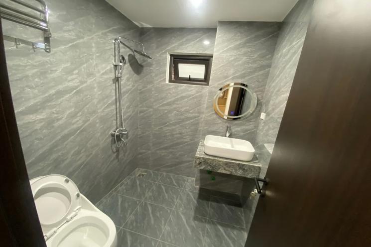 NHÀ MƯỚI FULL NỘI THẤT Ngọc Lâm 36/70 m2 X 6 Tầng X 10.05 Tỷ Long Biên Hà Nội