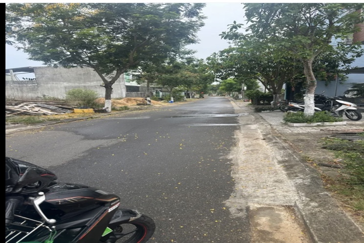 Lô đất 2 mặt tiền đường Nại Hiên Đông 10 . DT:126m