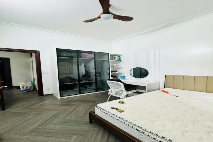 BIỆT THỰ SÂN VƯỜN MẶT PHỐ Ngọc Thụy 200m2 X 4 tầng, mặt tiền 12m, 25 tỷ Long Biên