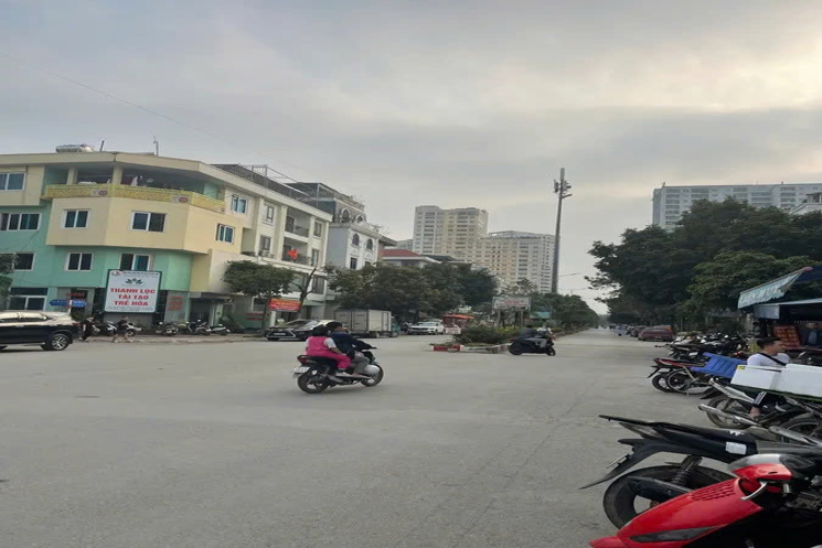BÁN LIỀN KỀ DỌC BÚN 110M MT 8M, Ô TÔ, VỈA HÈ, KINH DOANH ĐỈNH 35 TỶ CÓ TL