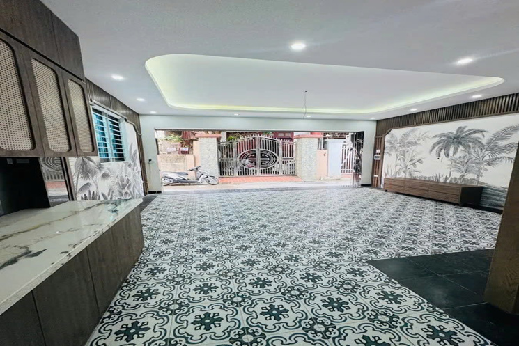 NHÀ ĐẸP MỚI Ô TÔ VÀO NHÀ Phố Trường Lâm 40m2 X 6 tầng,mặt tiền 5m, 9.2 tỷ Long Biên