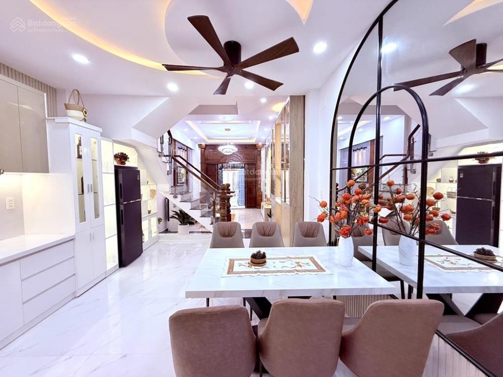 Bán Gấp Nhà Đẹp, Giá Tốt Tại Bình Thạnh - 4PN, Nội Thất Cao Cấp