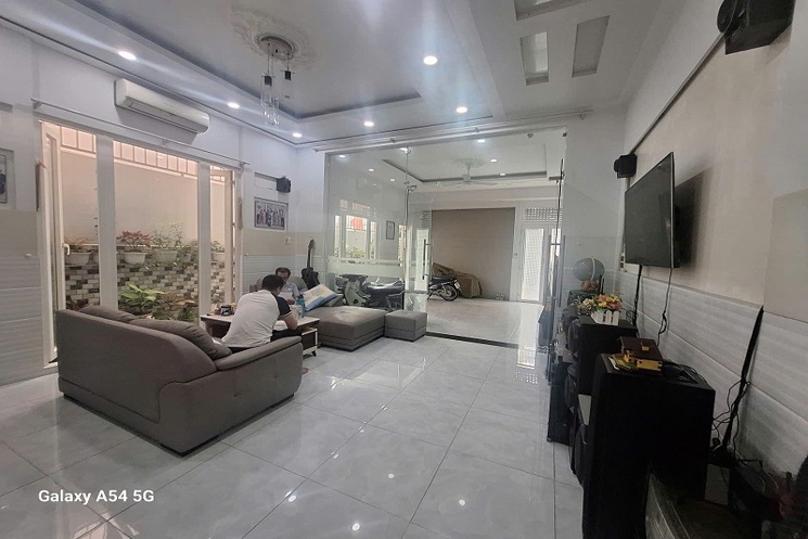 Bán nhà HXH quay đầu Cách Mạng Tháng 8, P15. Q10, 103m2, 5 tầng, ngang 6,1m