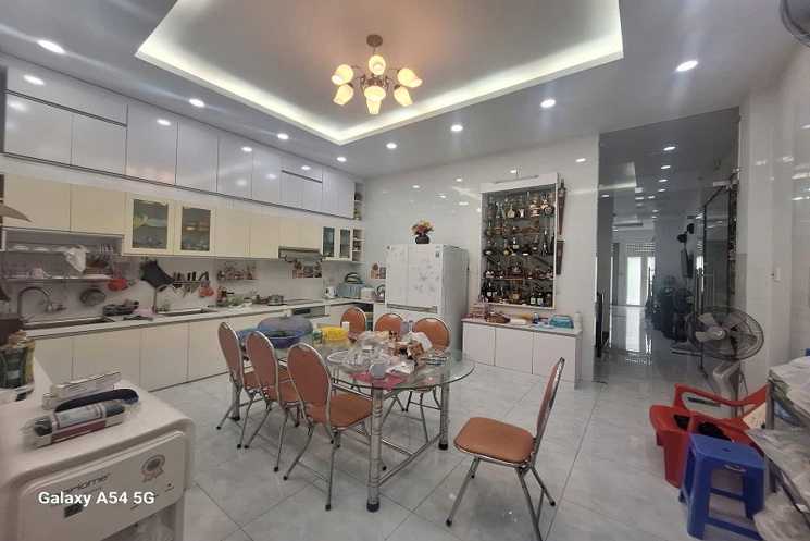 Bán nhà HXH quay đầu Cách Mạng Tháng 8, P15. Q10, 103m2, 5 tầng, ngang 6,1m