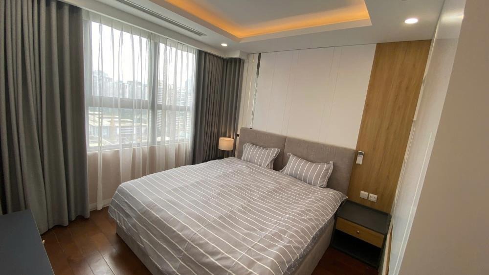 Bán Căn 3PN View Hồ Vincom D Capitale - Giá Tốt 120tr/m2